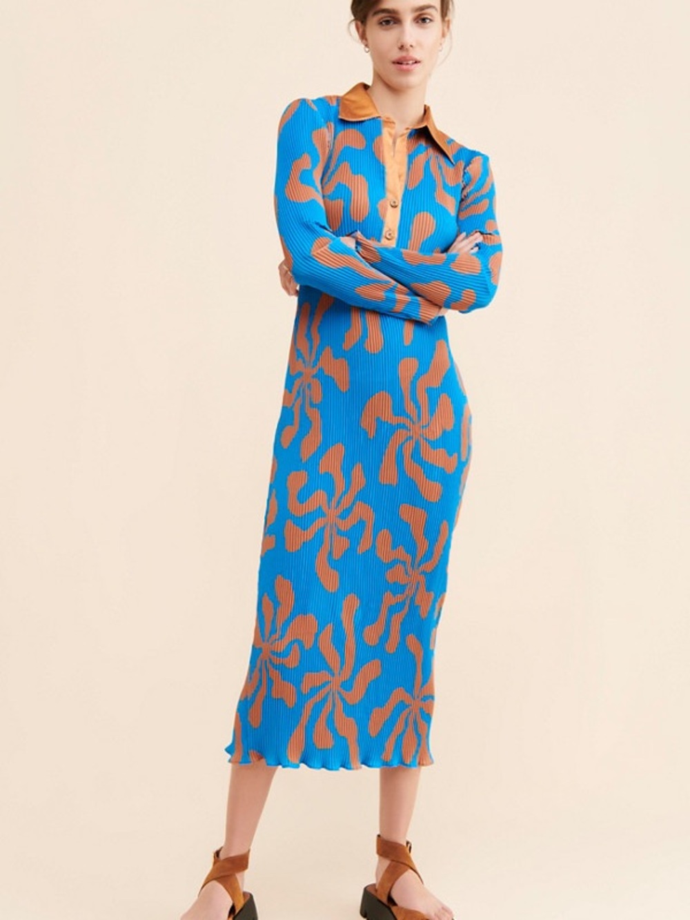 Arthur Apparel Crimped Pleated Midi Dress Blue Tan Abstract Print Size US 4